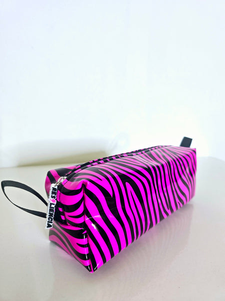 Neceser cebra Rosa Resiliencia