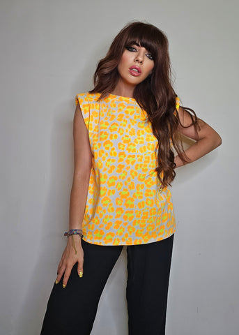 Camiseta hombreras amarillo flúor