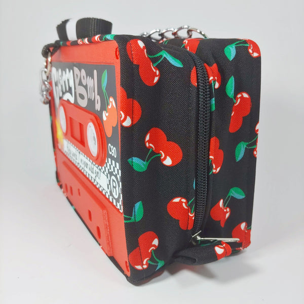 Bolso cassette Cherry Bomb