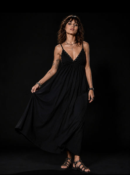 Vestido viscosa tachuelas