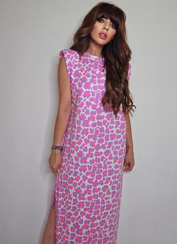 Vestido hombreras morado