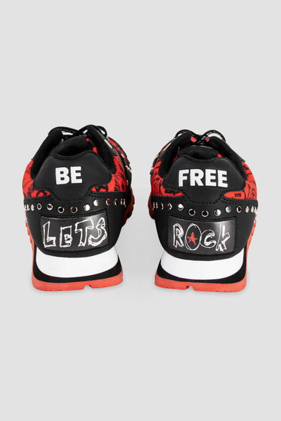 Snaker lets Rock